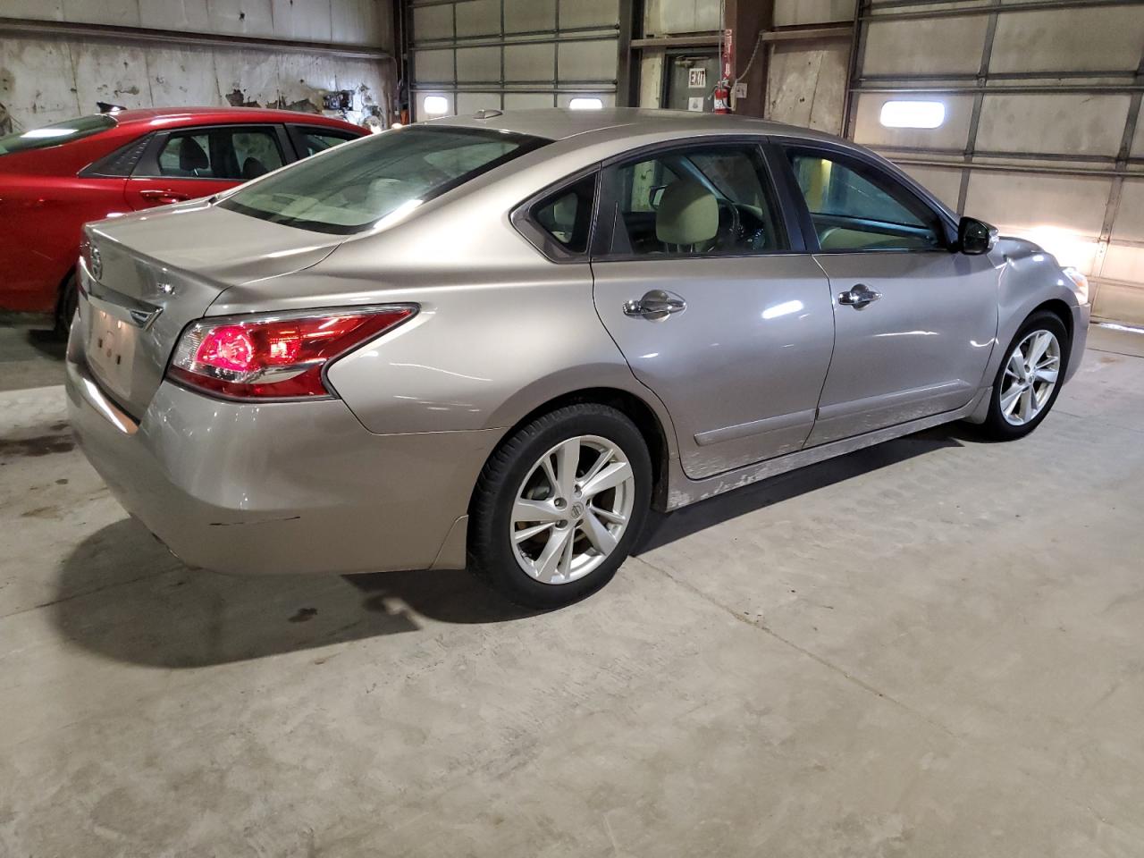 2015 Nissan Altima VIN 1N4AL3AP2FC409879 Copart auction photo, front end / minor dent/scratches damage thumbnail 3