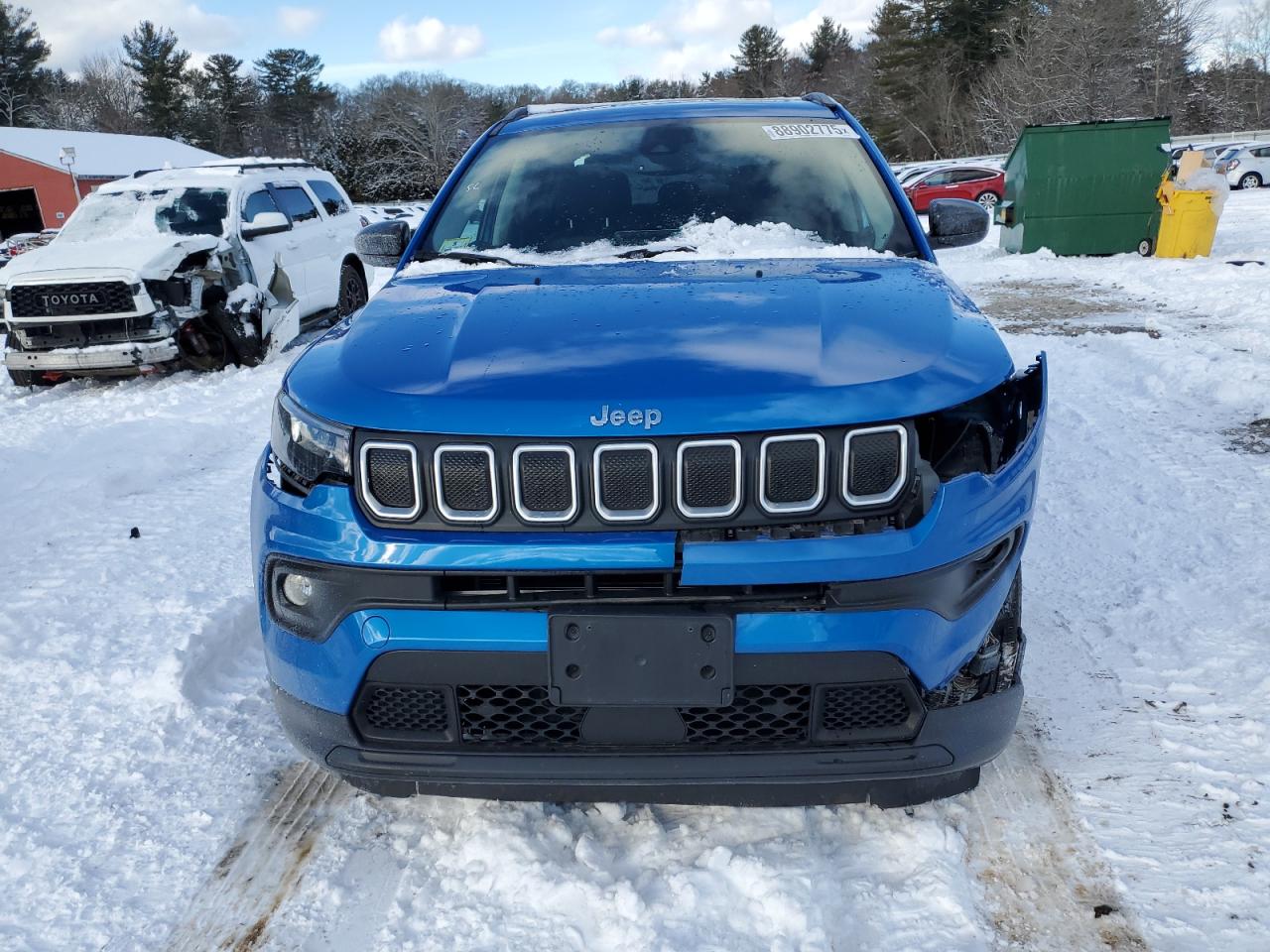 2022 Jeep Compass VIN 3C4NJDBB7NT121966 Copart auction photo, front end / side damage thumbnail 5