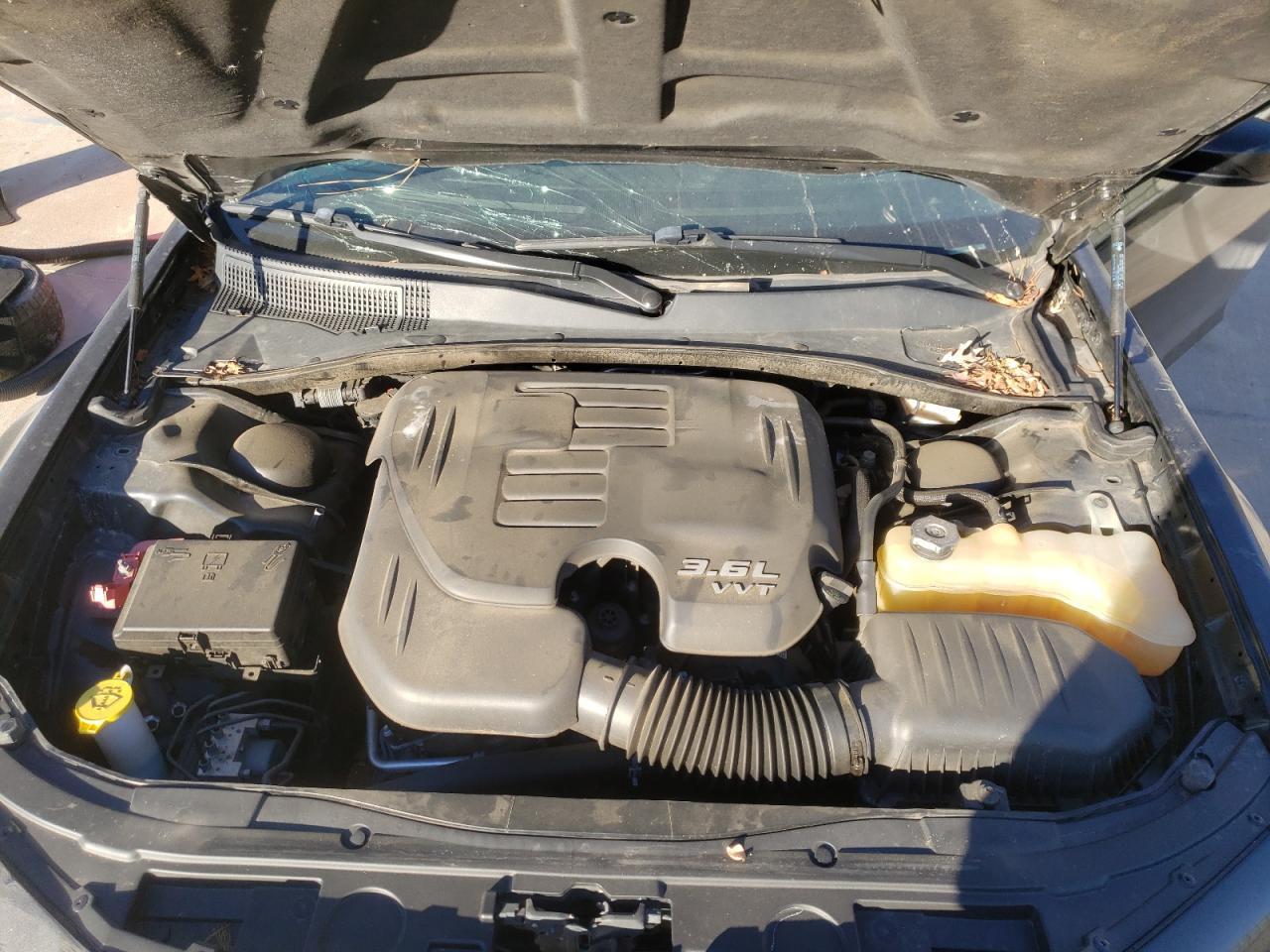 2019 Chrysler 300 VIN 2C3CCAAG1KH589987 Copart auction photo, front end damage thumbnail 11