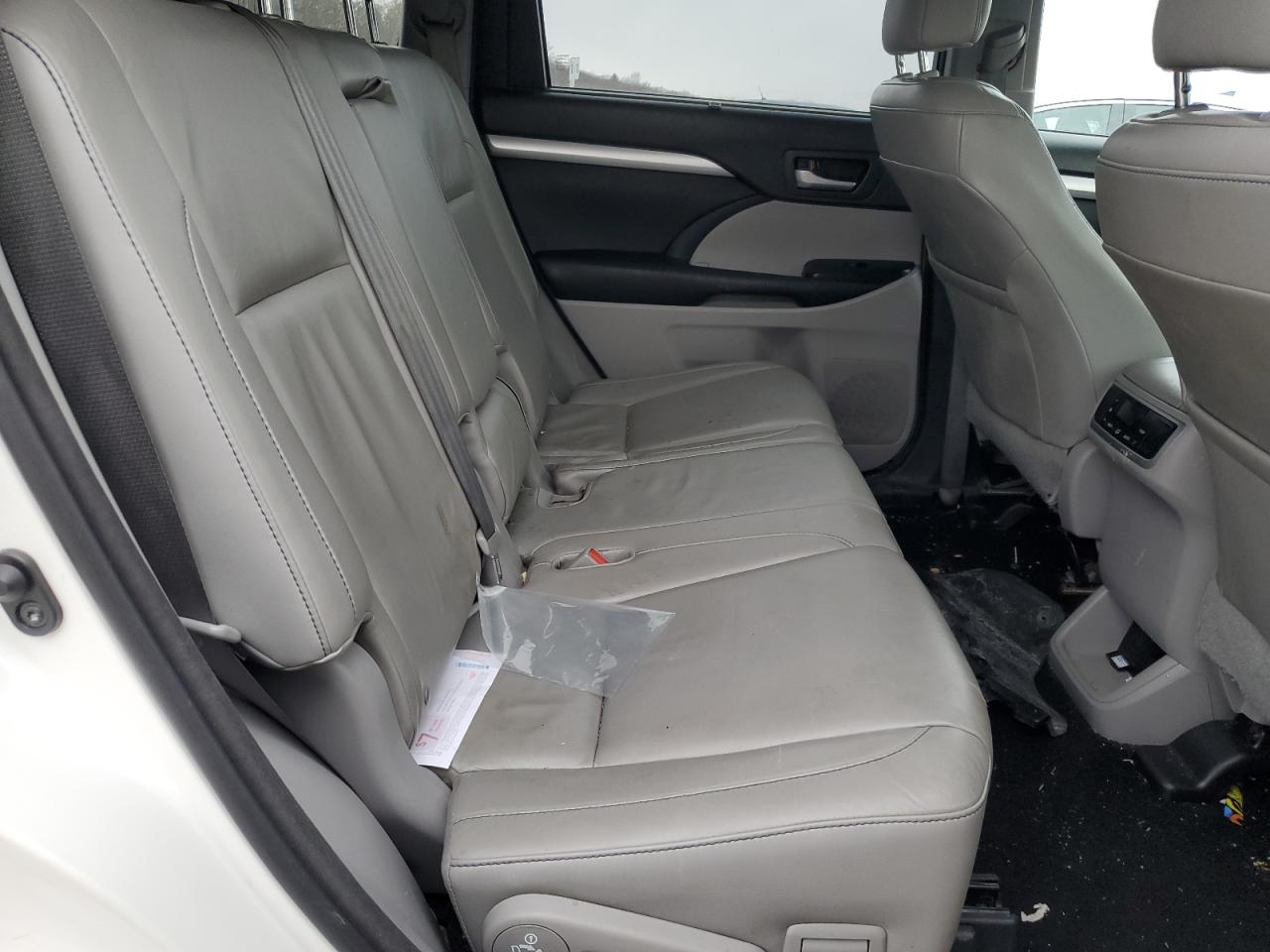 2015 Toyota Highlander VIN 5TDJKRFH8FS208133 Copart auction photo, front end / undercarriage damage thumbnail 11