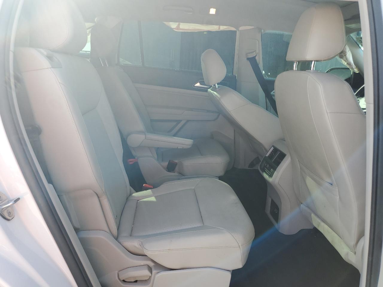 2019 Volkswagen Atlas VIN 1V2RR2CA5KC514018 Copart auction photo, rear end damage thumbnail 11