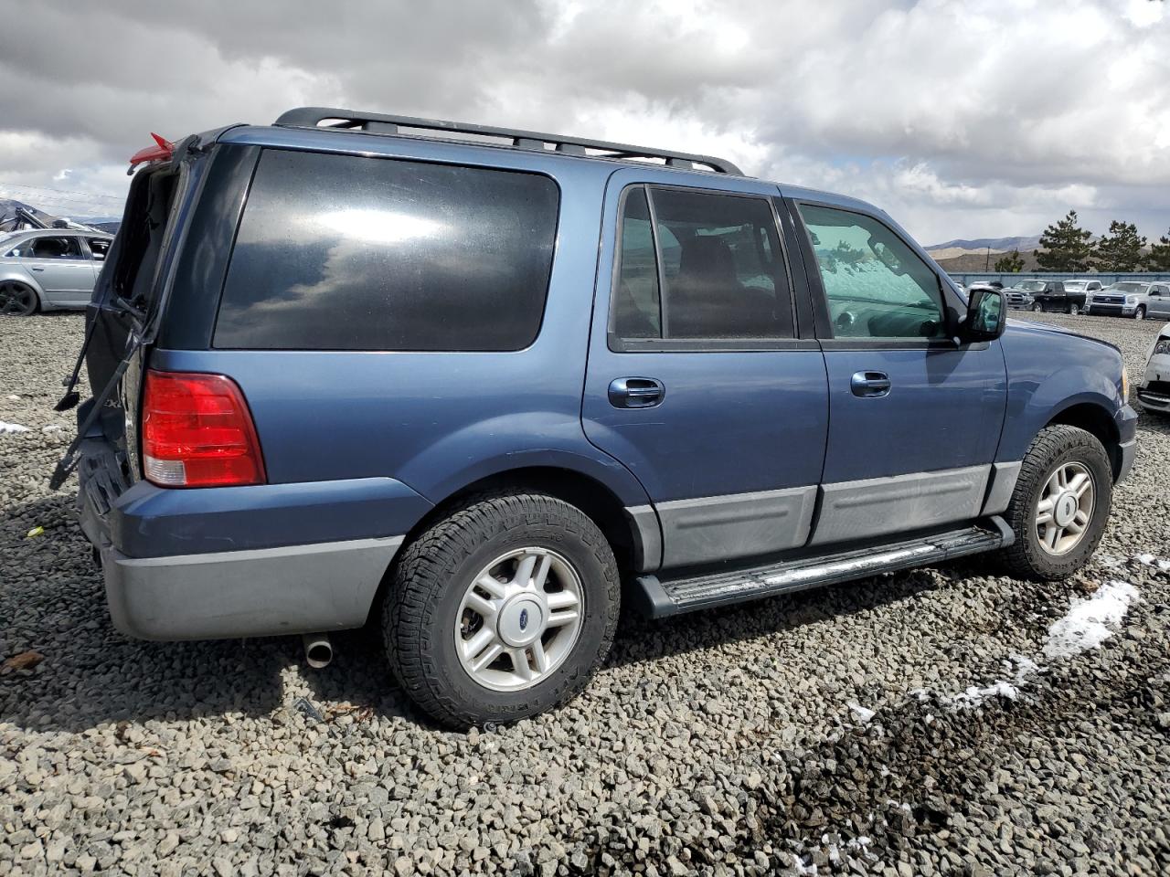 2006 Ford Expedition VIN 1FMPU16596LA79280 Copart auction photo, rear end / side damage thumbnail 3