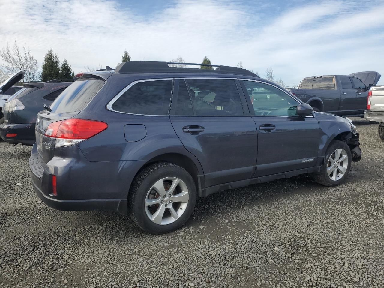 2013 Subaru Outback VIN 4S4BRBLC5D3304974 Copart auction photo, front end / side damage thumbnail 3