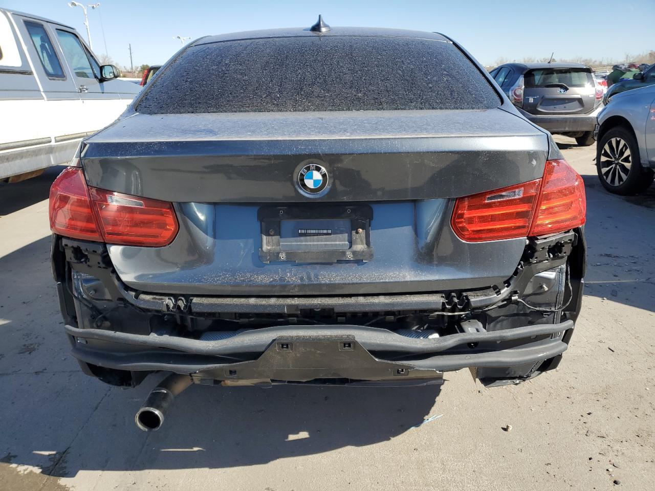 2015 BMW 3er VIN WBA3C3G57FNS73176 Copart auction photo, rear end damage thumbnail 6