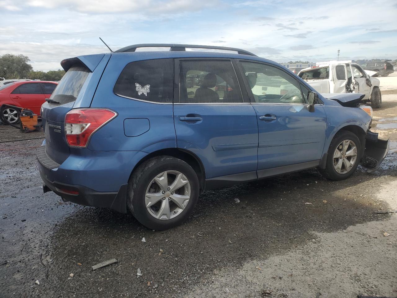2015 Subaru Forester VIN JF2SJARC9FH585746 Copart auction photo, front end / minor dent/scratches damage thumbnail 3