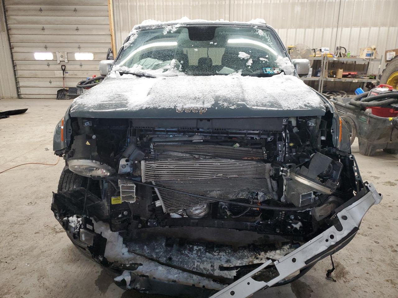 2018 Jeep Renegade VIN ZACCJBDB8JPH10423 Copart auction photo, front end damage thumbnail 5
