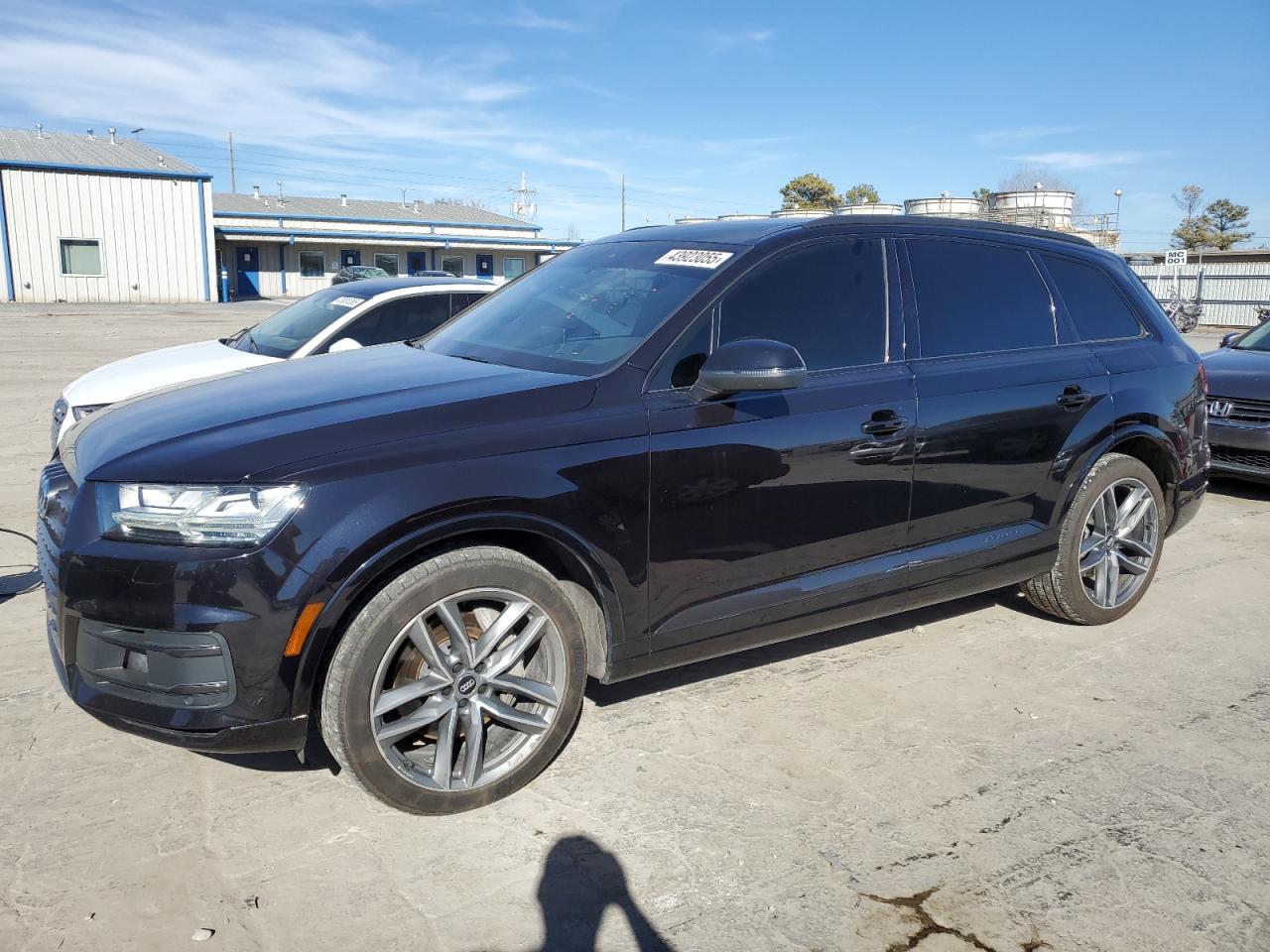 2018 Audi Q7 VIN WA1VAAF79JD040577