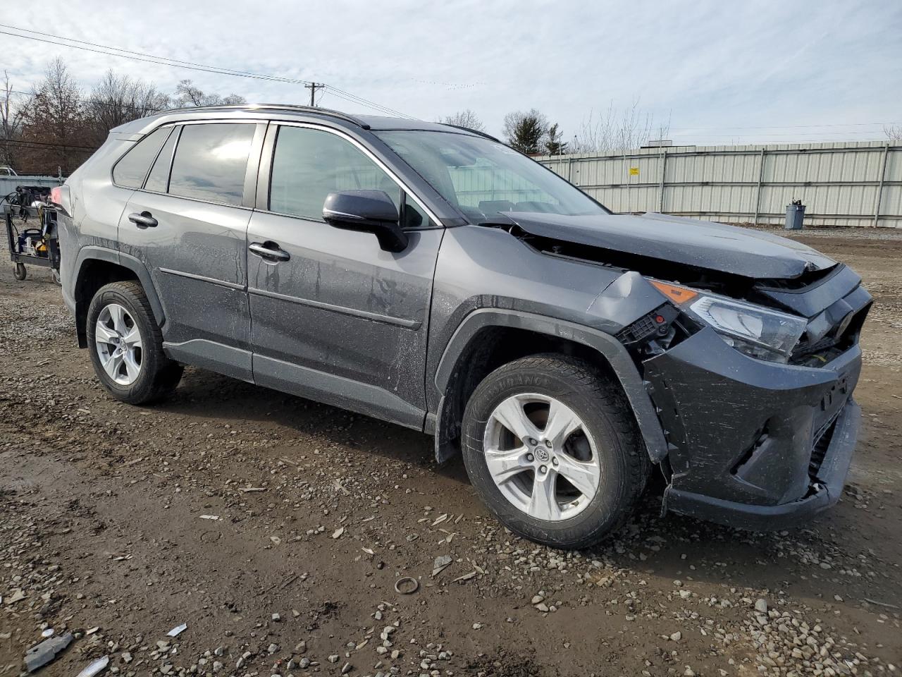 2019 Toyota RAV 4 VIN 2T3P1RFV0KC030456 Copart auction photo, front end damage thumbnail 4