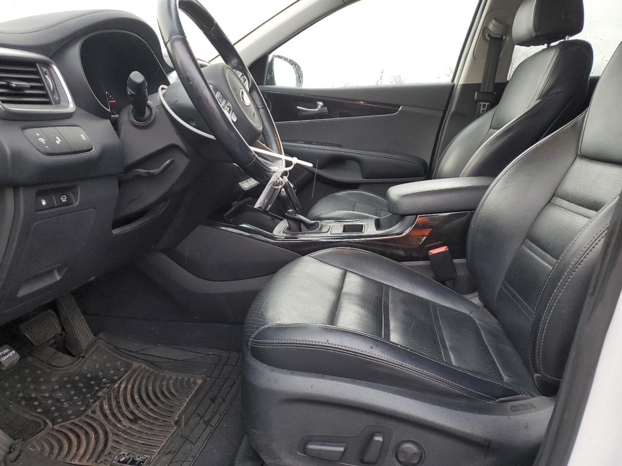 2018 KIA Sorento VIN 5XYPHDA54JG400051 Copart auction photo, rear end damage thumbnail 7