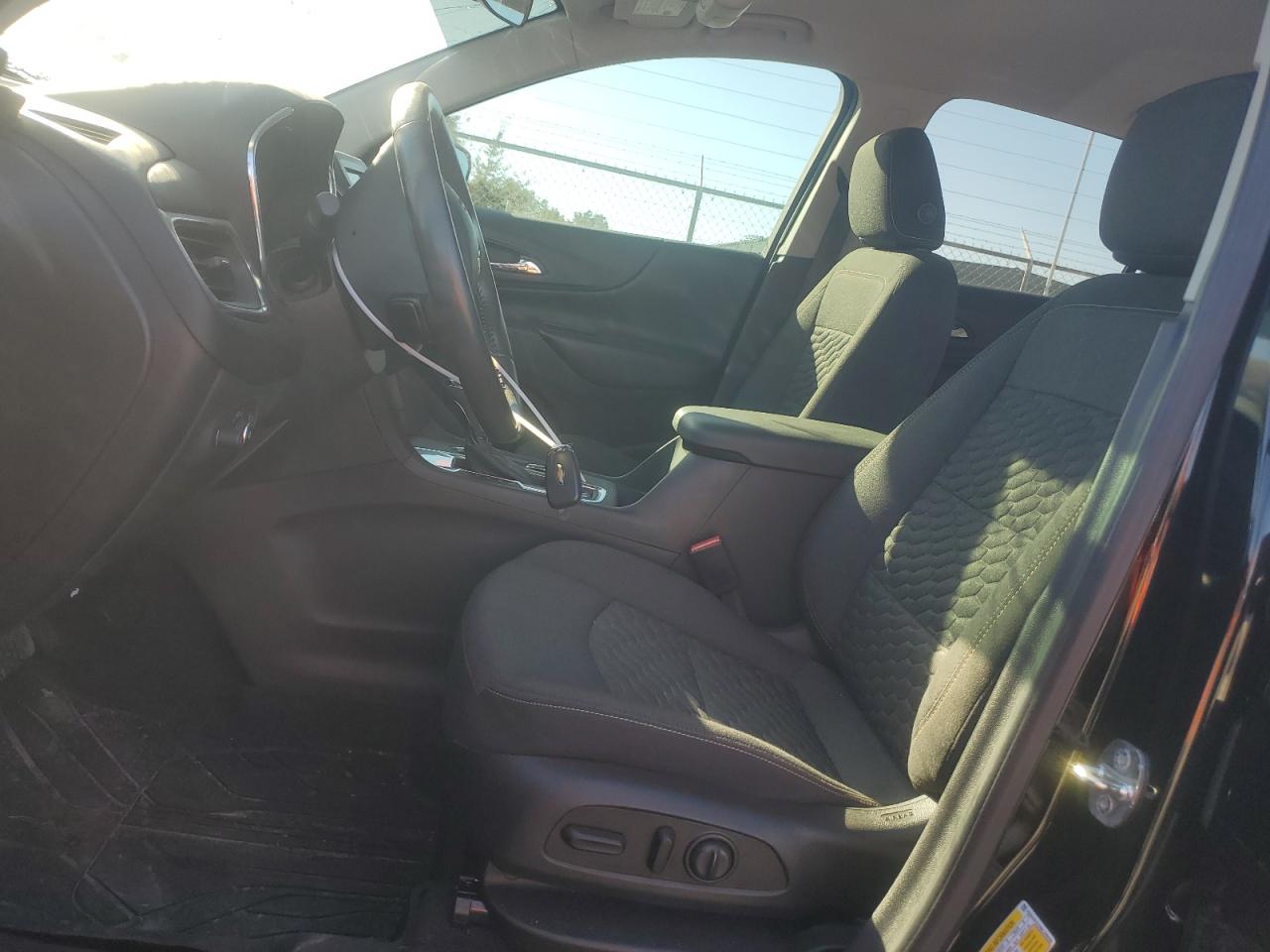 2021 Chevrolet Equinox VIN 3GNAXKEV3ML339030 Copart auction photo, front end / top/roof damage thumbnail 7