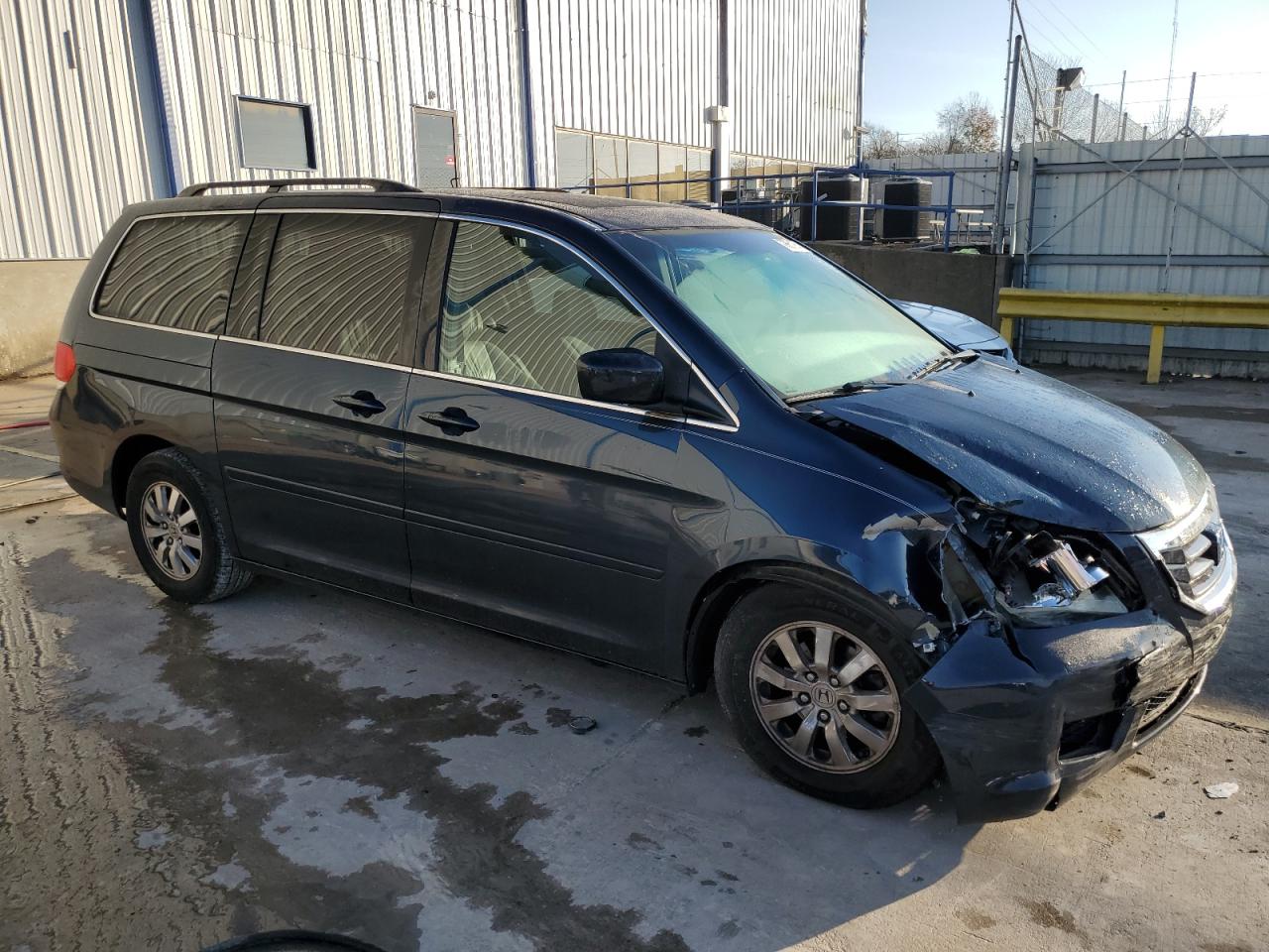 2010 Honda Odyssey VIN 5FNRL3H72AB079904 Copart auction photo, front end damage thumbnail 4