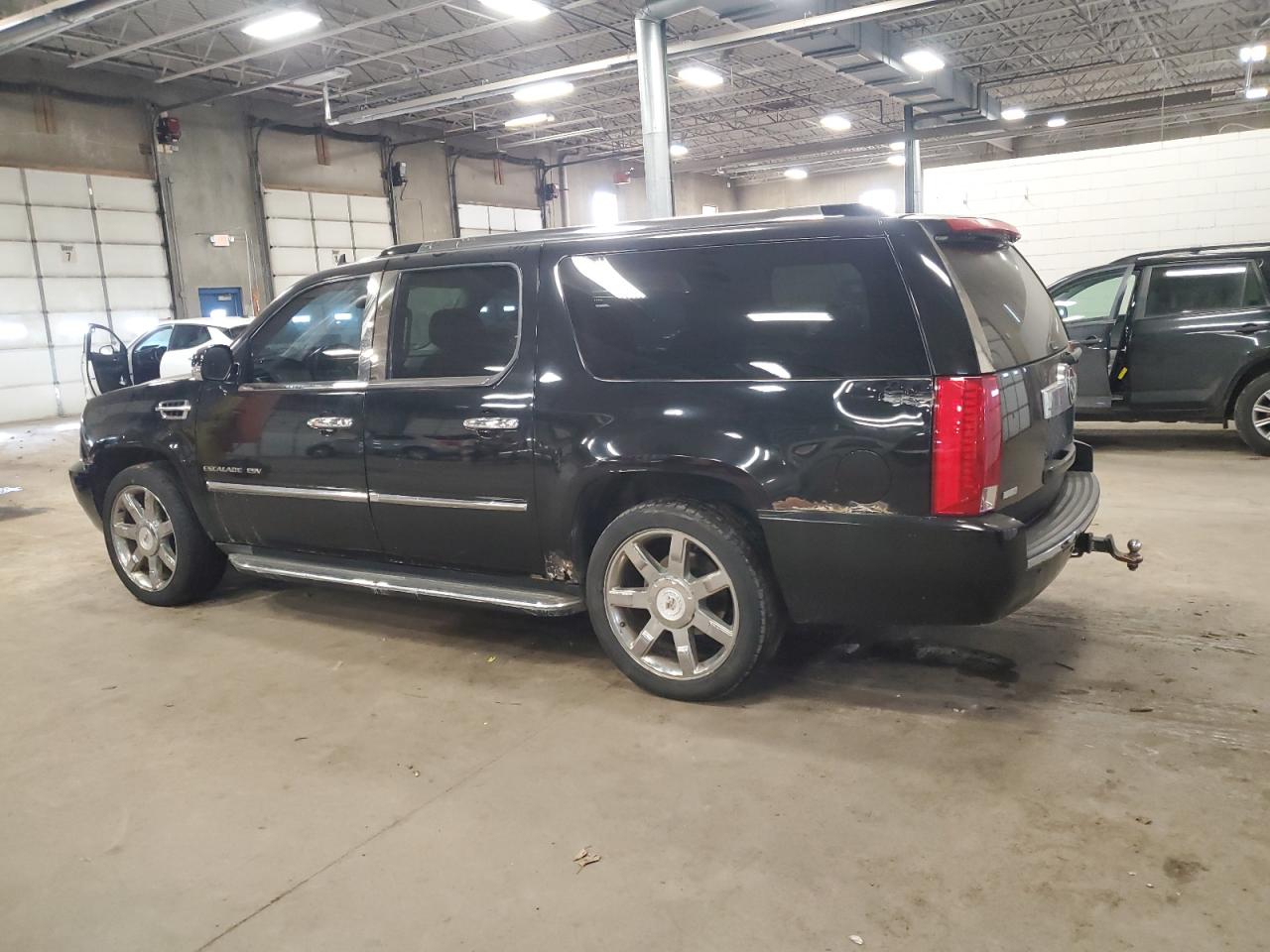 2010 Cadillac Escalade VIN 1GYUKHEF7AR221867 Copart auction photo, front end / rear end damage thumbnail 2