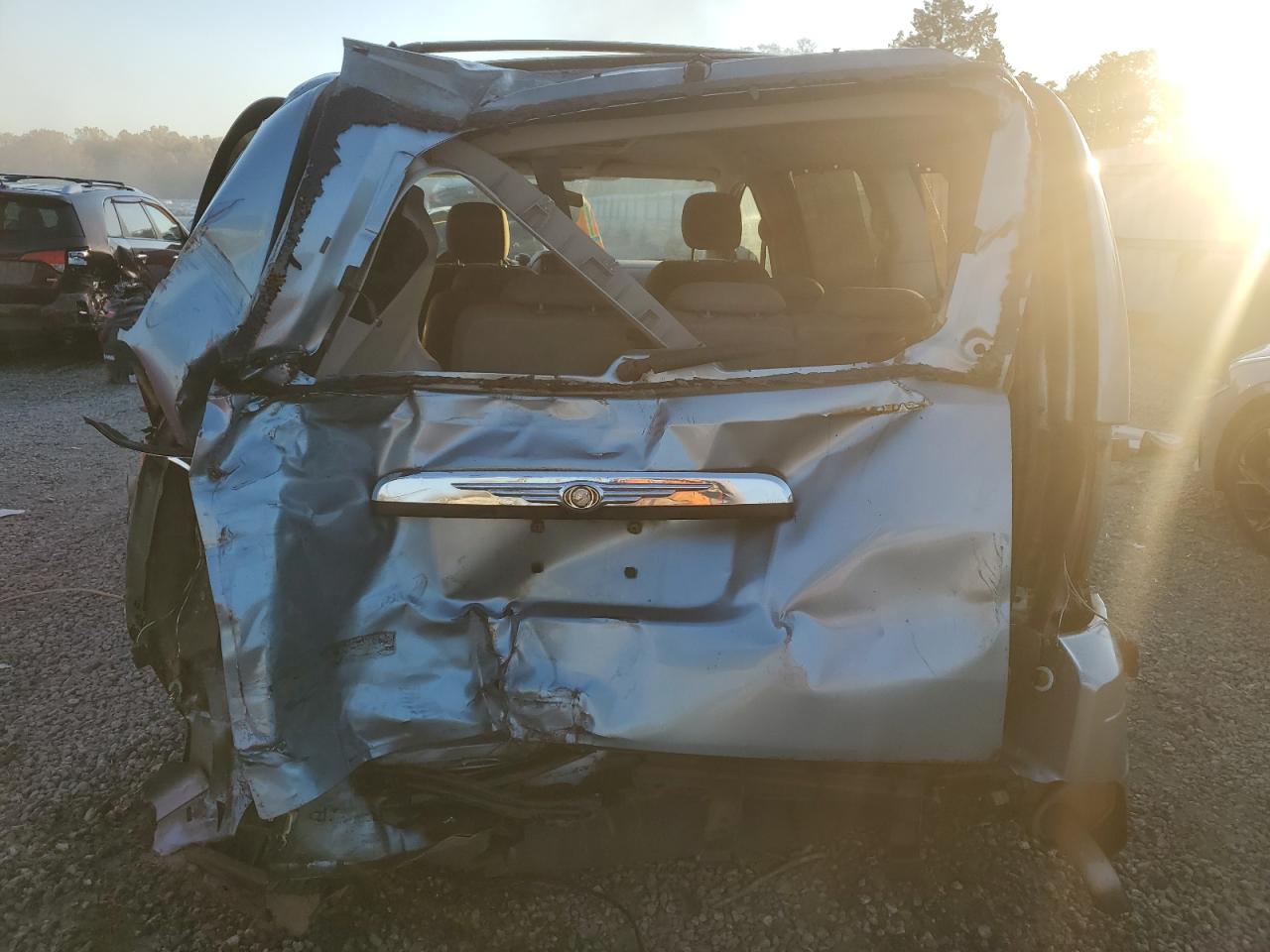 2008 Chrysler Town & Country VIN 2A8HR54P88R637855 Copart auction photo, rear end damage thumbnail 6