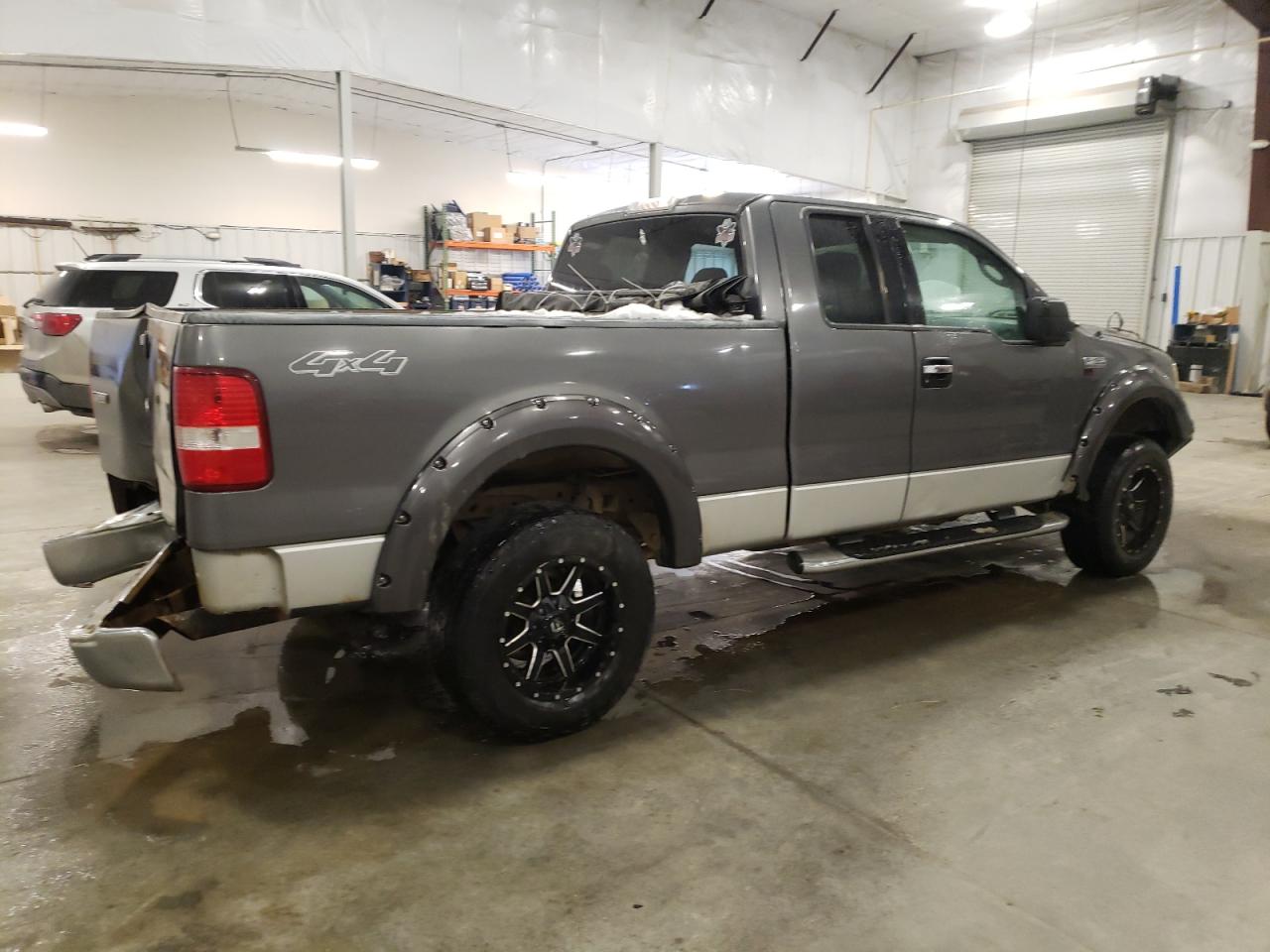 2004 Ford F-150 VIN 1FTPX14564NC34173 Copart auction photo, rear end damage thumbnail 3