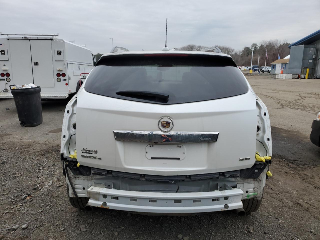 2015 Cadillac SRX VIN 3GYFNFE39FS520422 Copart auction photo, all over damage thumbnail 6