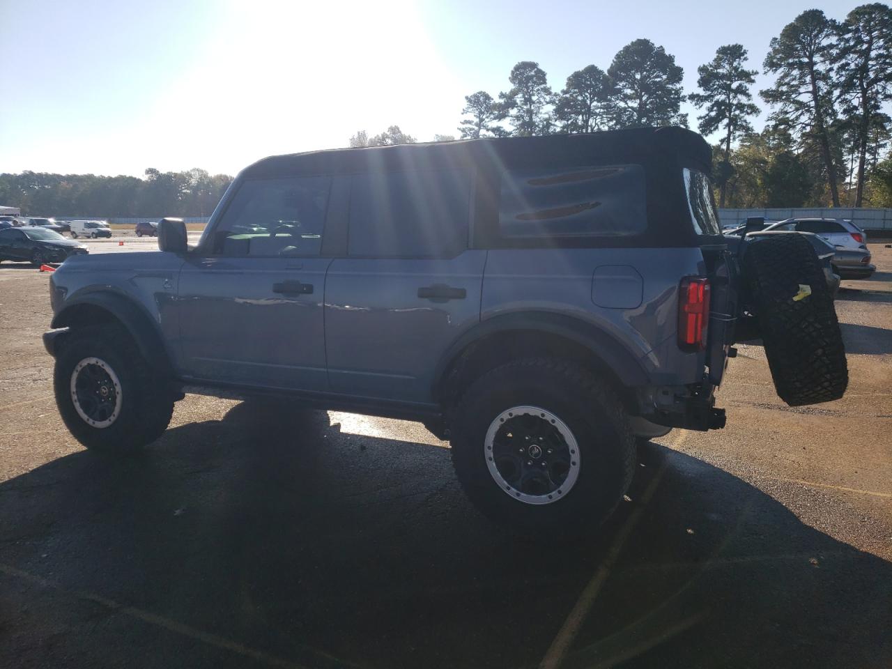 2023 Ford Bronco VIN 1FMEE5DP2PLB34573 Copart auction photo, rear end damage thumbnail 2