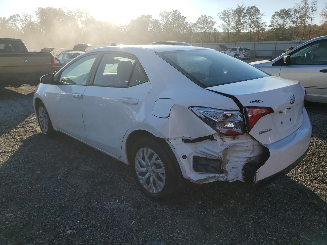 2019 Toyota Corolla VIN 5YFBURHE8KP895649 Copart auction photo, rear end damage thumbnail 2