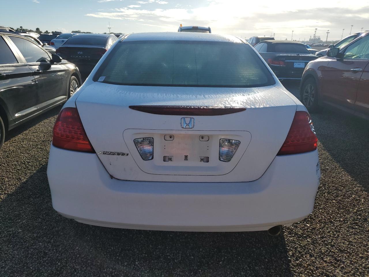 2007 Honda Accord VIN 1HGCM56797A000880 Copart auction photo, water/flood damage thumbnail 6