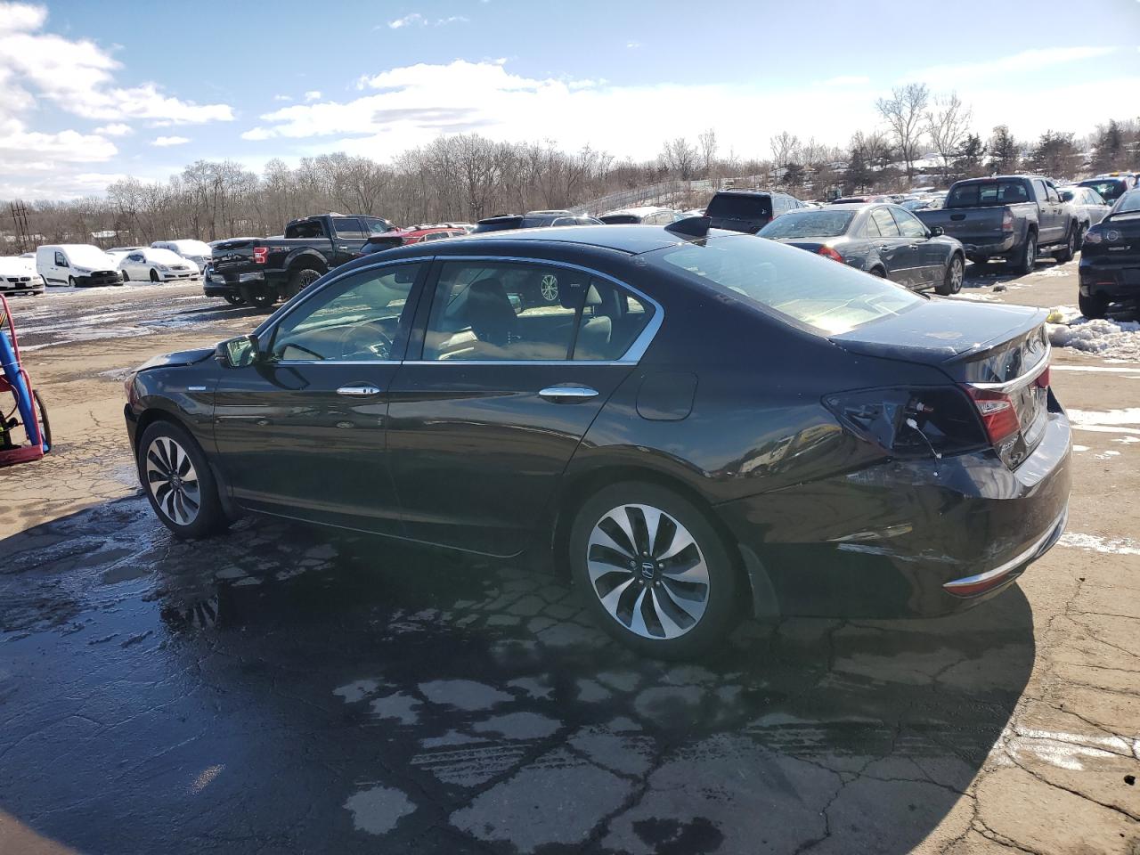 2017 Honda Accord VIN JHMCR6F31HC003098 Copart auction photo, front end / rear end damage thumbnail 2