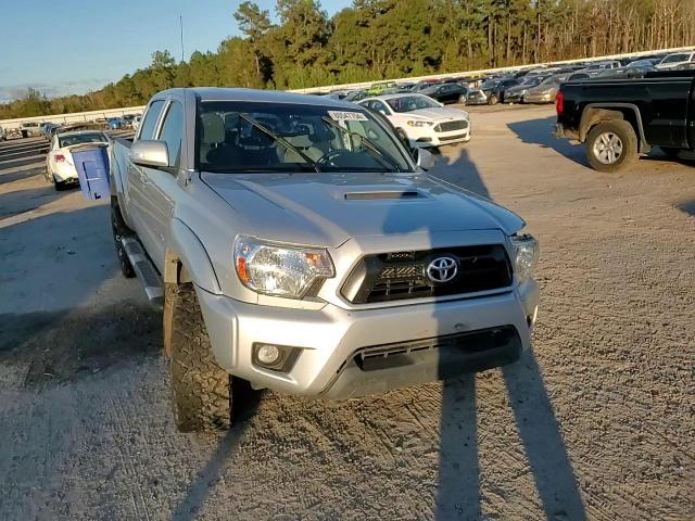 2013 Toyota Tacoma VIN 3TMLU4EN7DM122371 Copart auction photo, front end / side damage thumbnail 11