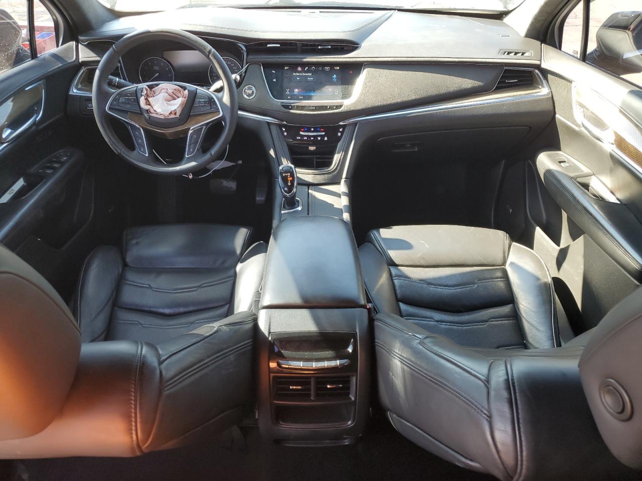 2017 Cadillac XT5 VIN 1GYKNFRS9HZ191582 Copart auction photo, front end / minor dent/scratches damage thumbnail 8