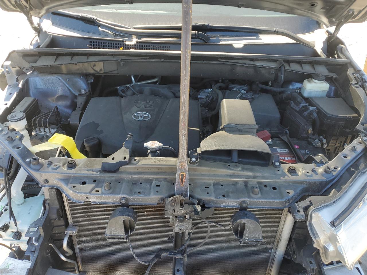 2018 Toyota Highlander VIN 5TDJZRFHXJS913634 Copart auction photo, front end / side damage thumbnail 12