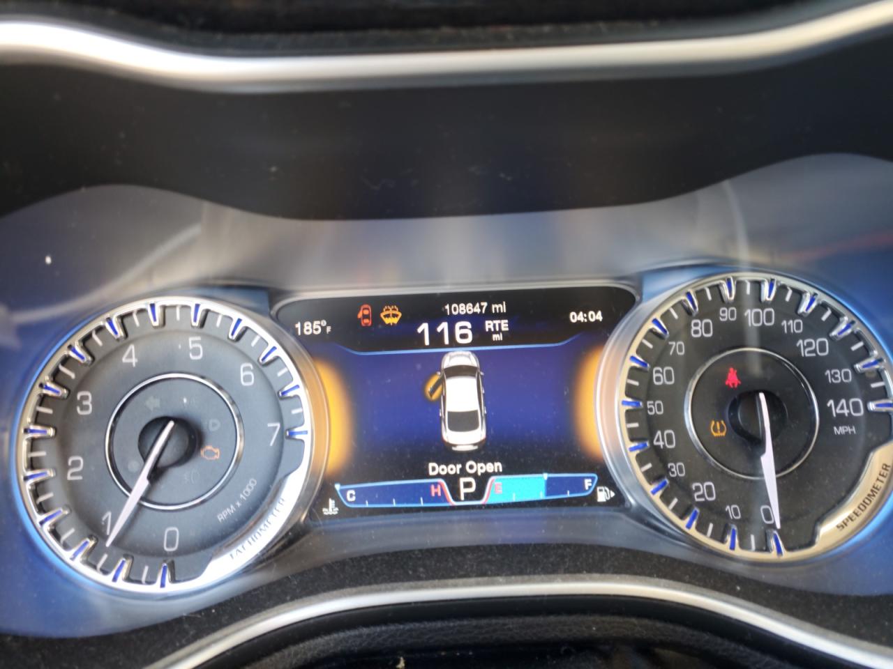 2015 Chrysler 200 VIN 1C3CCCEG6FN620492 Copart auction photo, front end damage thumbnail 9