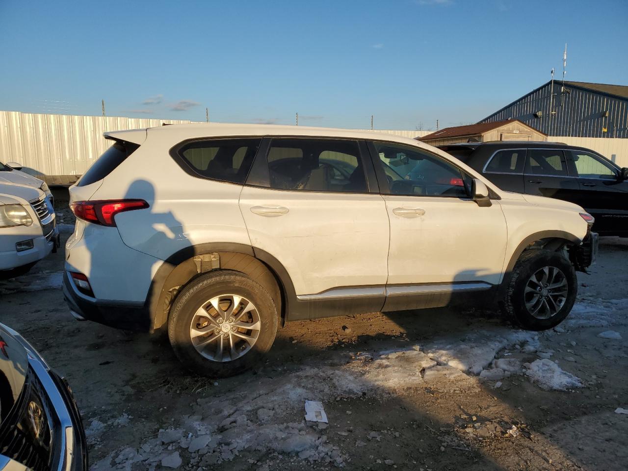 2020 Hyundai Santa Fe VIN 5NMS23AD7LH177669 Copart auction photo, front end damage thumbnail 3