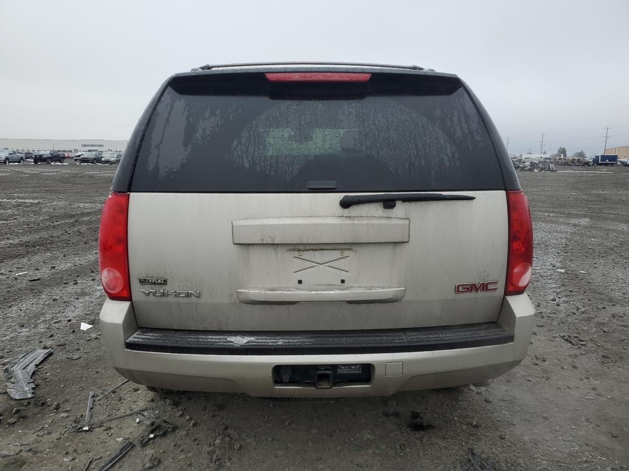 2009 GMC Yukon VIN 1GKFK23039R224372 Copart auction photo, side damage thumbnail 6