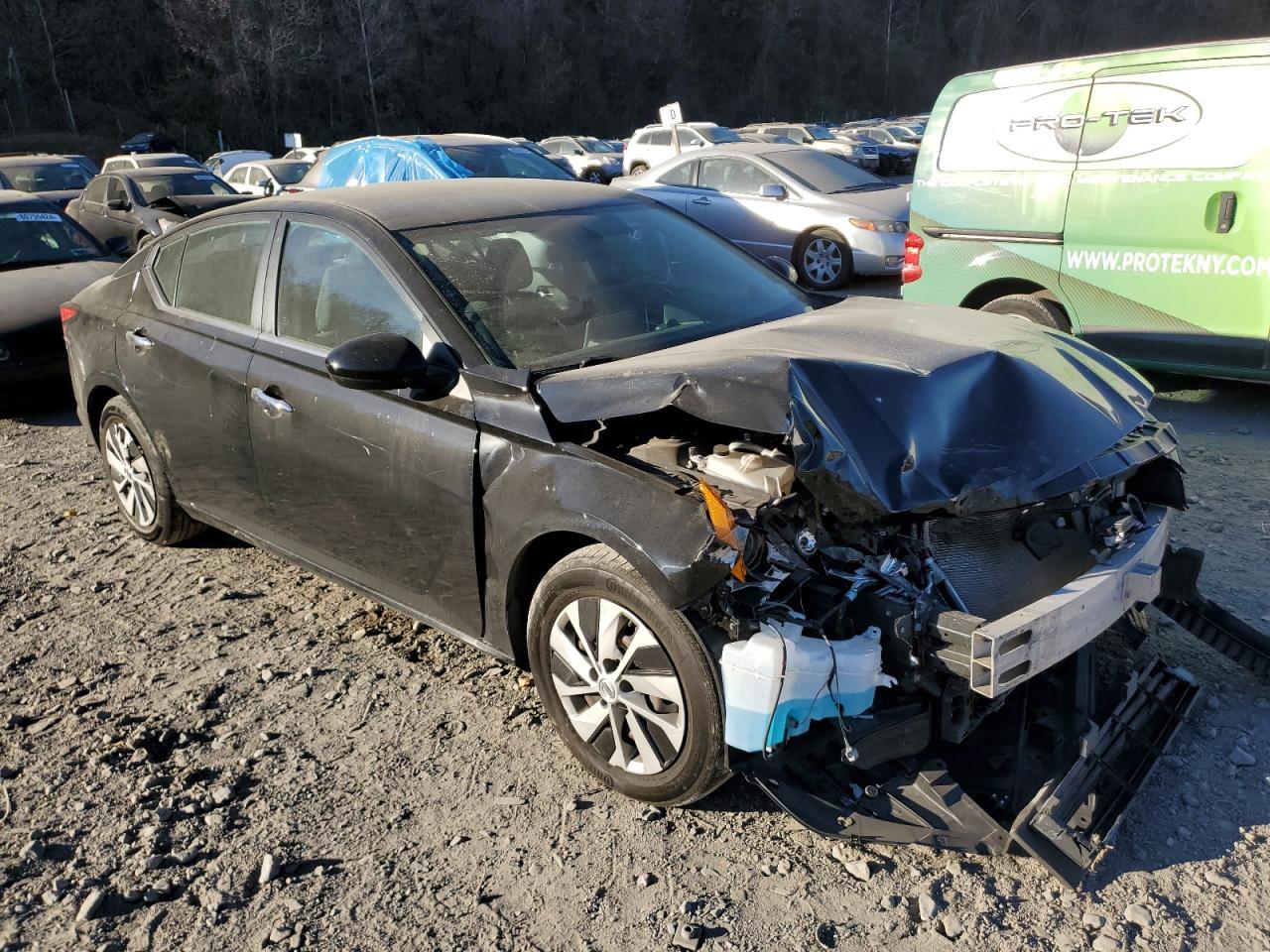 2020 Nissan Altima VIN 1N4BL4BV7LC170588 Copart auction photo, front end / minor dent/scratches damage thumbnail 4