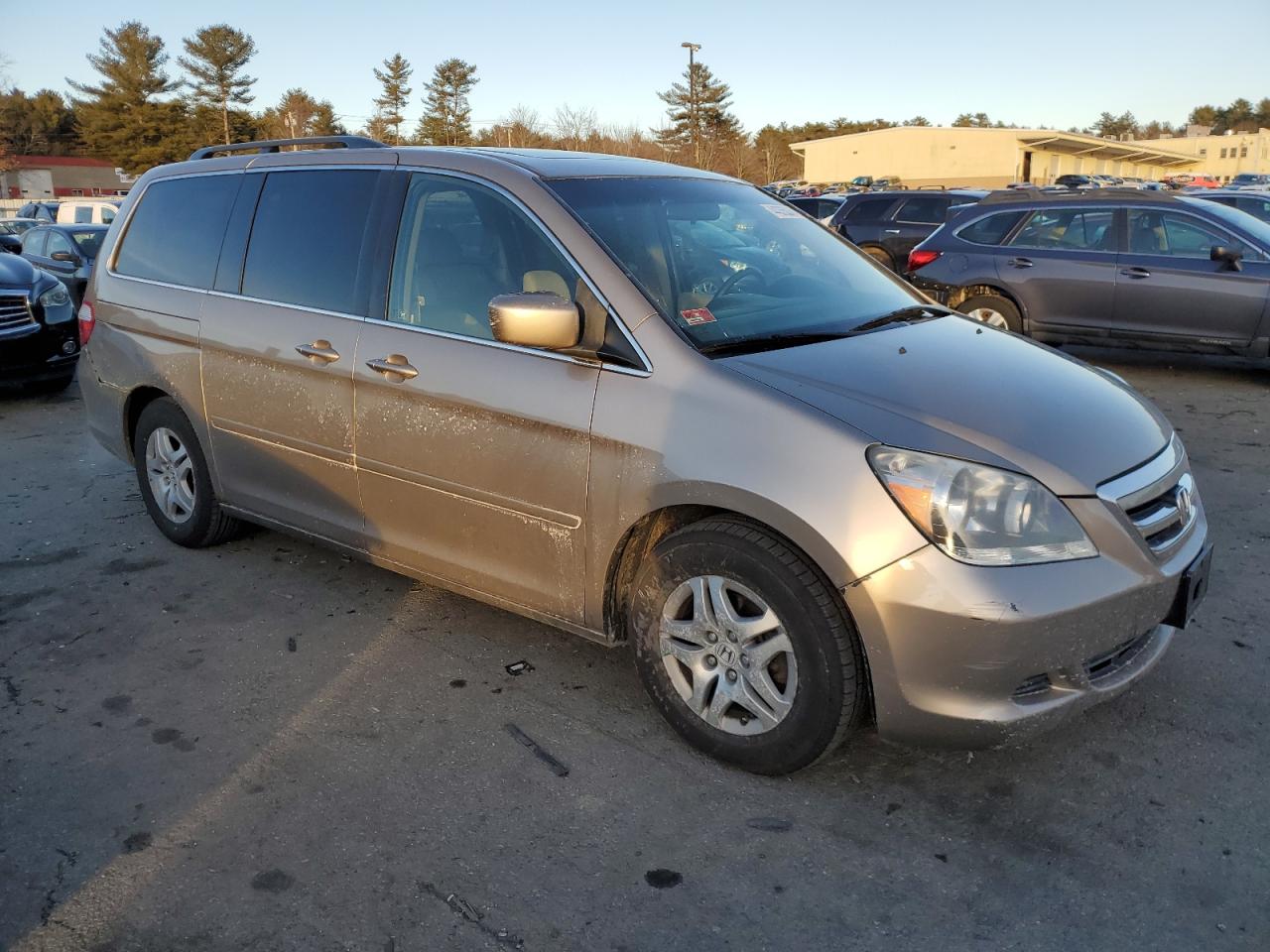 2007 Honda Odyssey VIN 5FNRL38627B443500 Copart auction photo, rear end / minor dent/scratches damage thumbnail 4