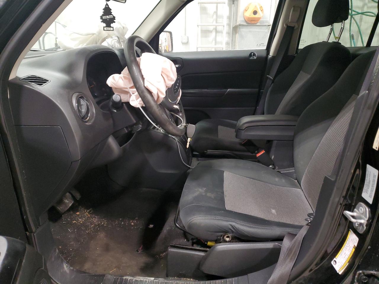 2015 Jeep Liberty (Patriot) VIN 1C4NJPBB9FD179425 Copart auction photo, front end damage thumbnail 7