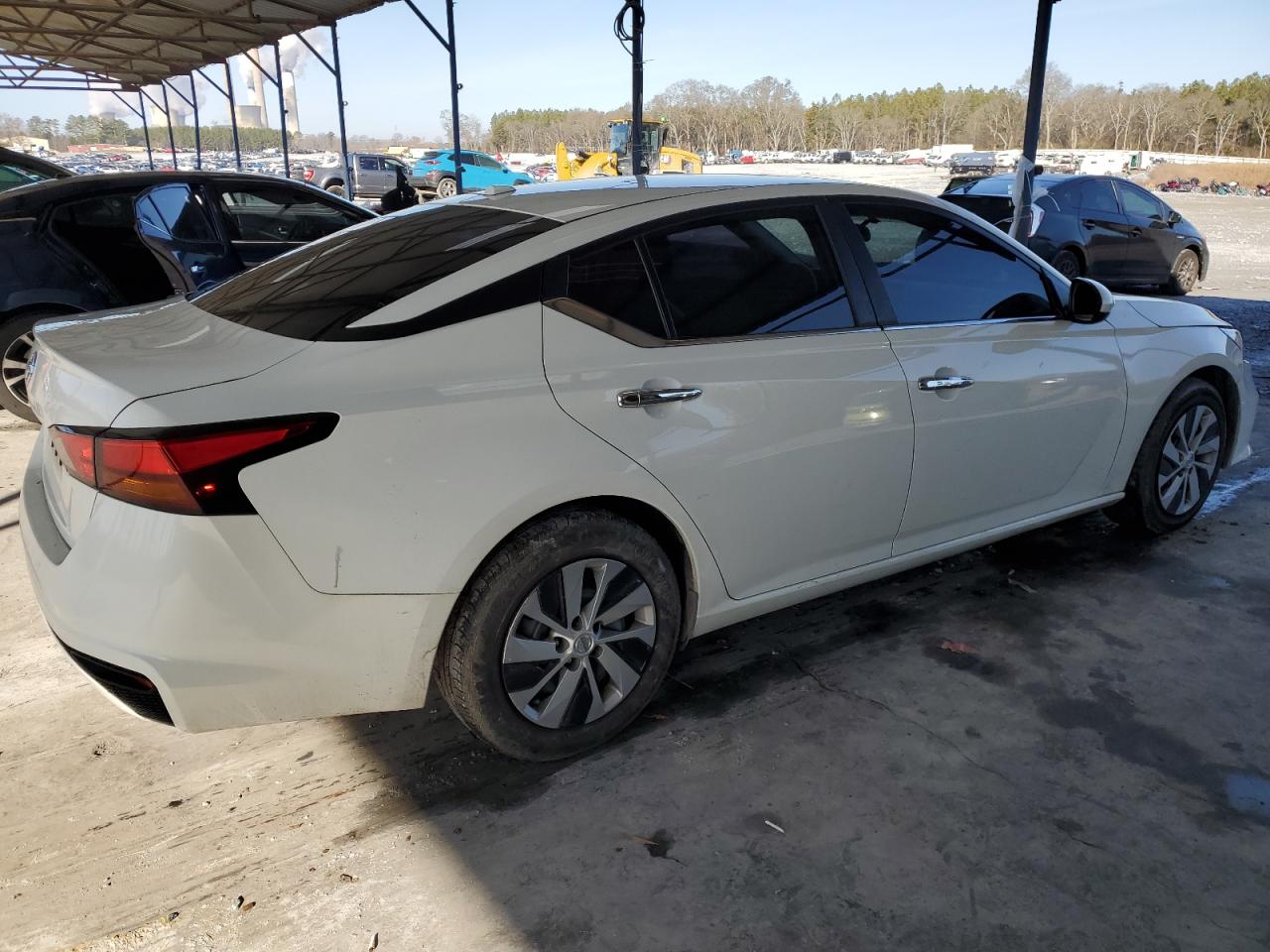 2020 Nissan Altima VIN 1N4BL4BV2LC273580 Copart auction photo, side / rear end damage thumbnail 3