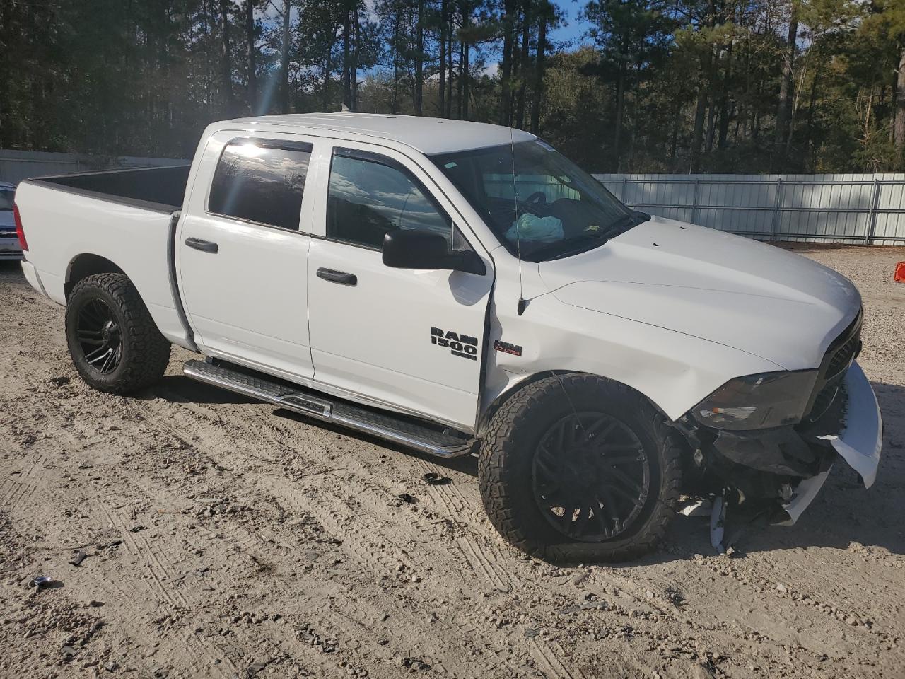 2020 RAM 1500 VIN 1C6RR7KT5LS132670 Copart auction photo, front end damage thumbnail 4