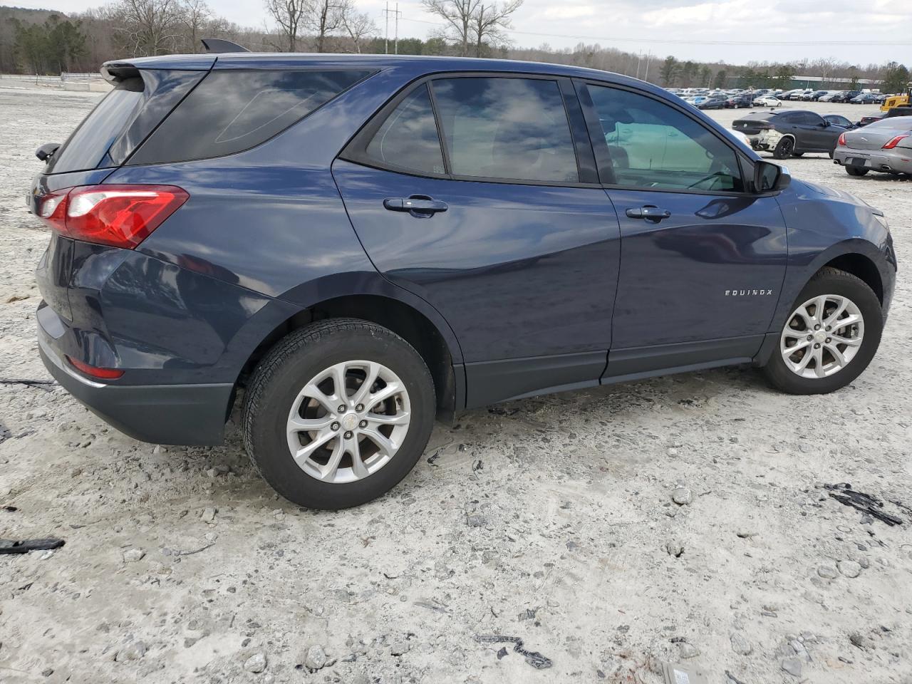 2018 Chevrolet Equinox VIN 3GNAXHEV2JL111468 Copart auction photo, front end / undercarriage damage thumbnail 3