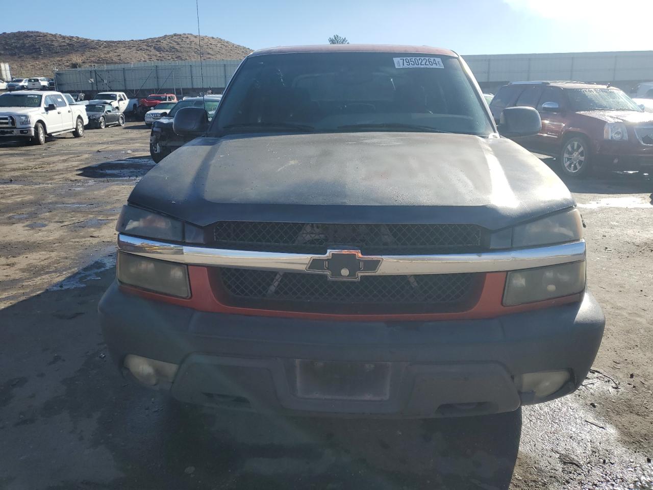 2003 Chevrolet Avalanche VIN 3GNEC13T13G146651 Copart auction photo, vandalism damage thumbnail 5