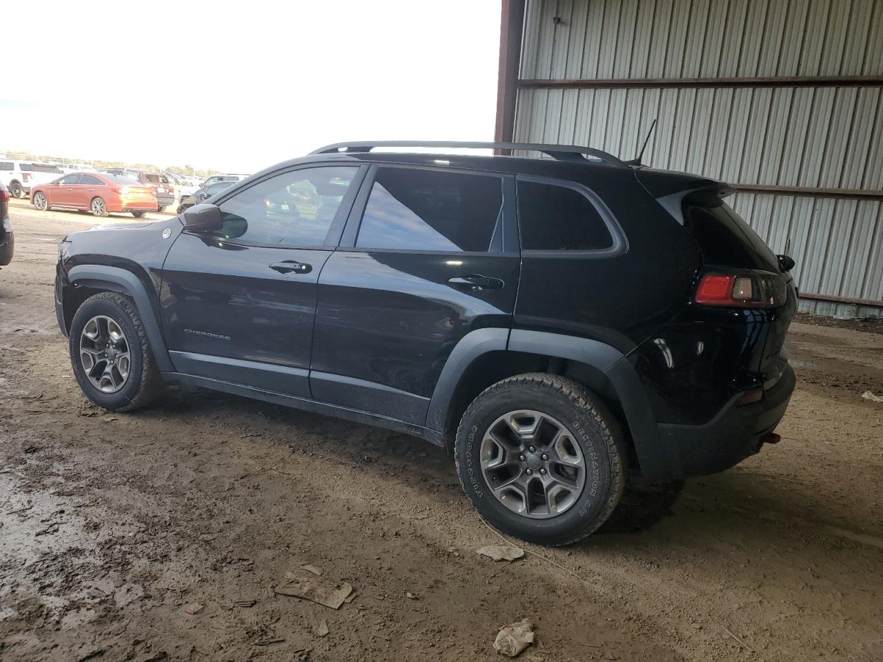 2019 Jeep Cherokee VIN 1C4PJMBX0KD440809 Copart auction photo, front end / minor dent/scratches damage thumbnail 2