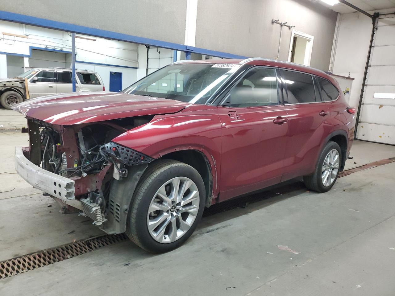 2020 Toyota Highlander VIN 5TDDZRBH8LS036924