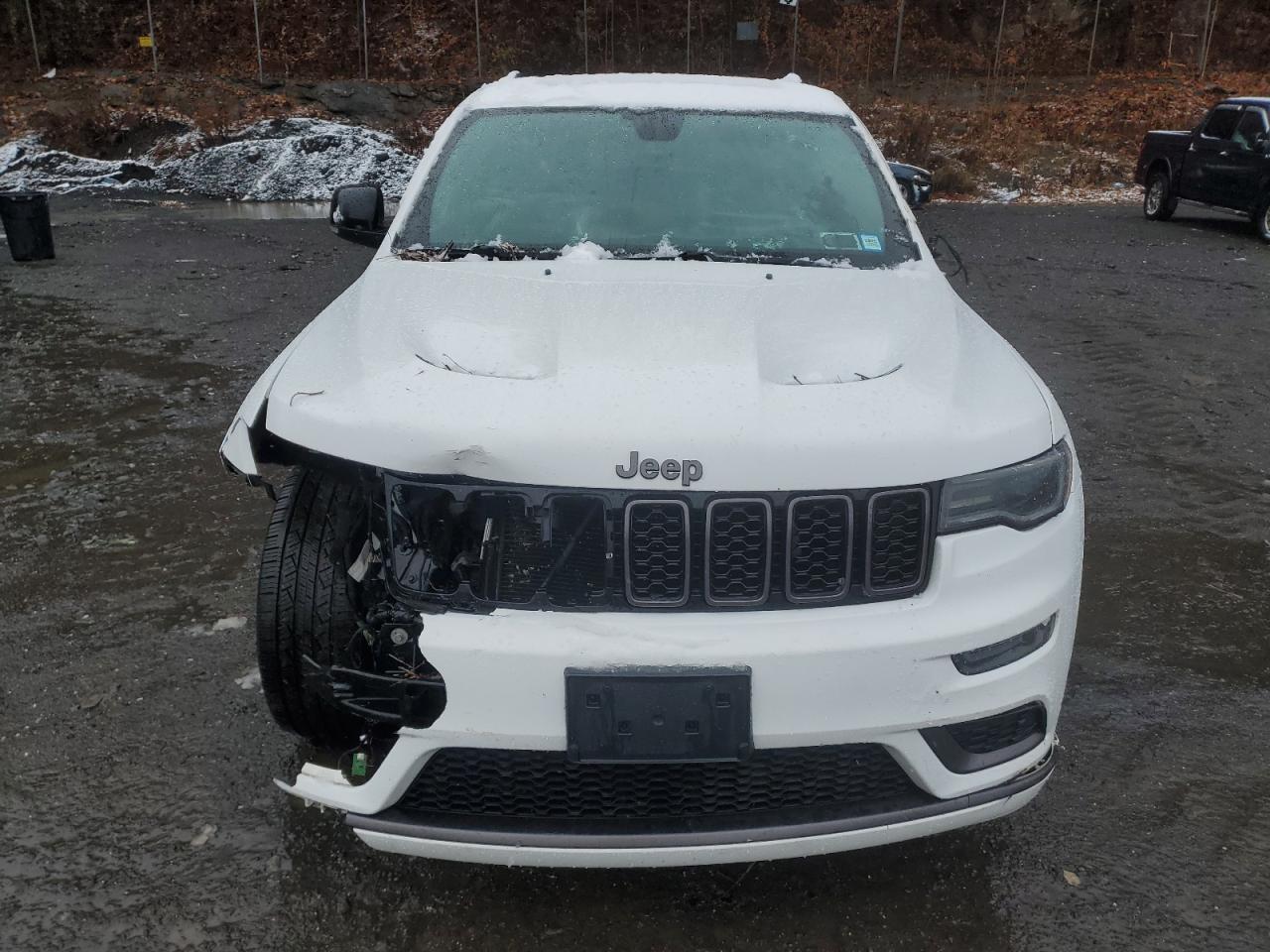 2020 Jeep Grand Cherokee VIN 1C4RJFBG0LC390778 Copart auction photo, front end / side damage thumbnail 5