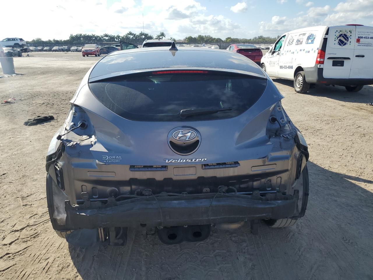 2015 Hyundai Veloster VIN KMHTC6AD4FU243204 Copart auction photo, side / rear end damage thumbnail 6