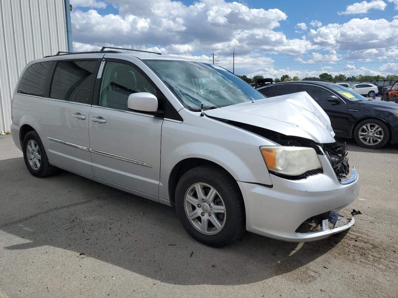 2012 Chrysler Town & Country VIN 2C4RC1BGXCR251858 Copart auction photo, front end / mechanical damage thumbnail 4