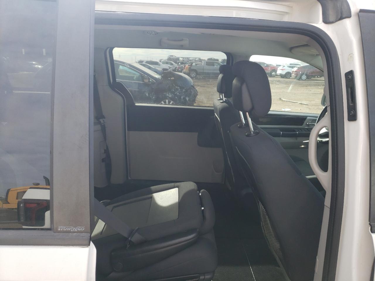 2010 Dodge Caravan VIN 2D4RN6DXXAR372295 Copart auction photo, front end damage thumbnail 11