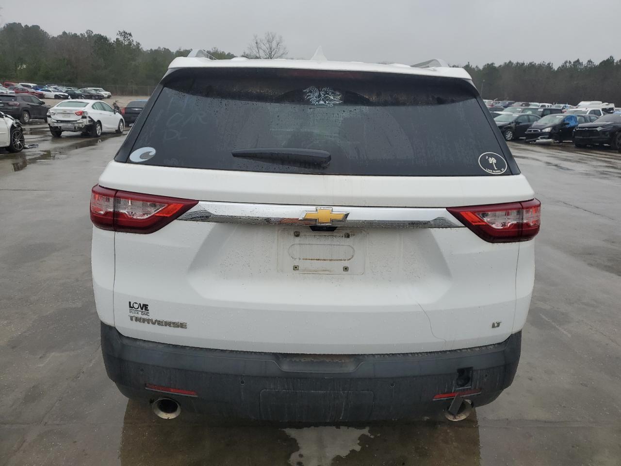 2018 Chevrolet Traverse VIN 1GNERHKW5JJ113019 Copart auction photo, front end damage thumbnail 6