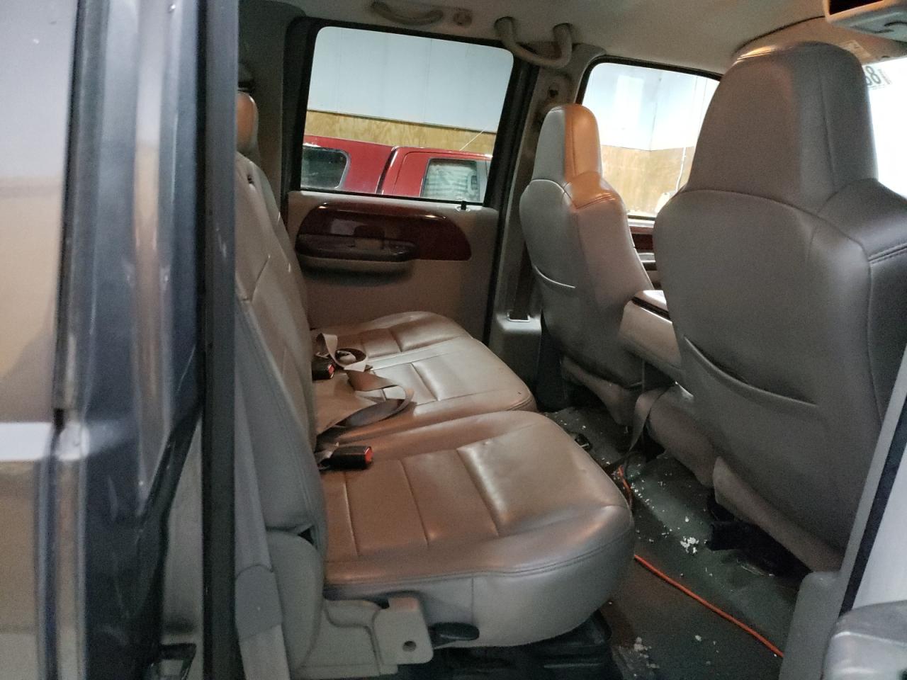 2007 Ford F250 VIN 1FTSW21P37EA98369 Copart auction photo, front end / side damage thumbnail 10