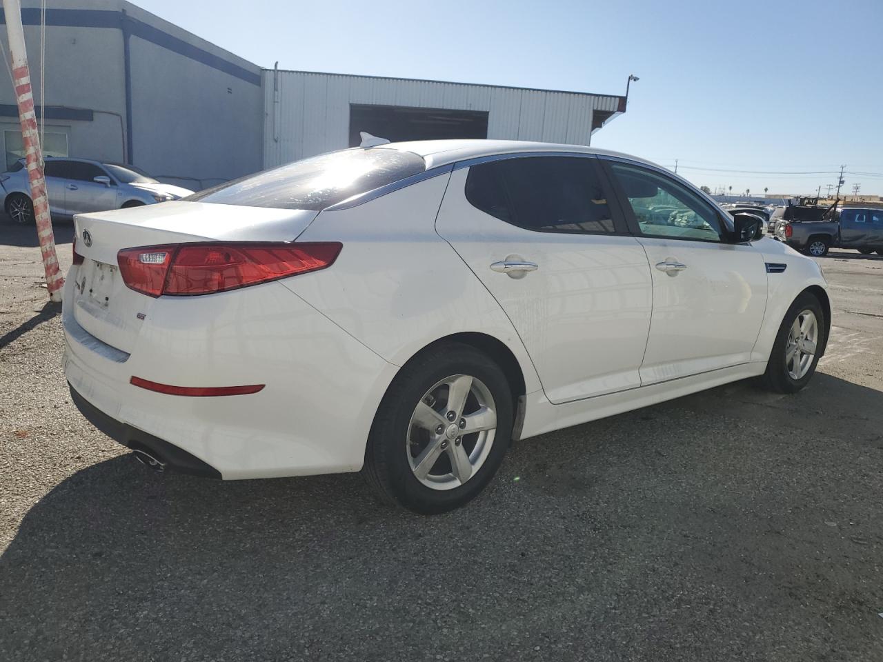 2015 KIA Optima VIN KNAGM4A71F5640040 Copart auction photo, vandalism damage thumbnail 3