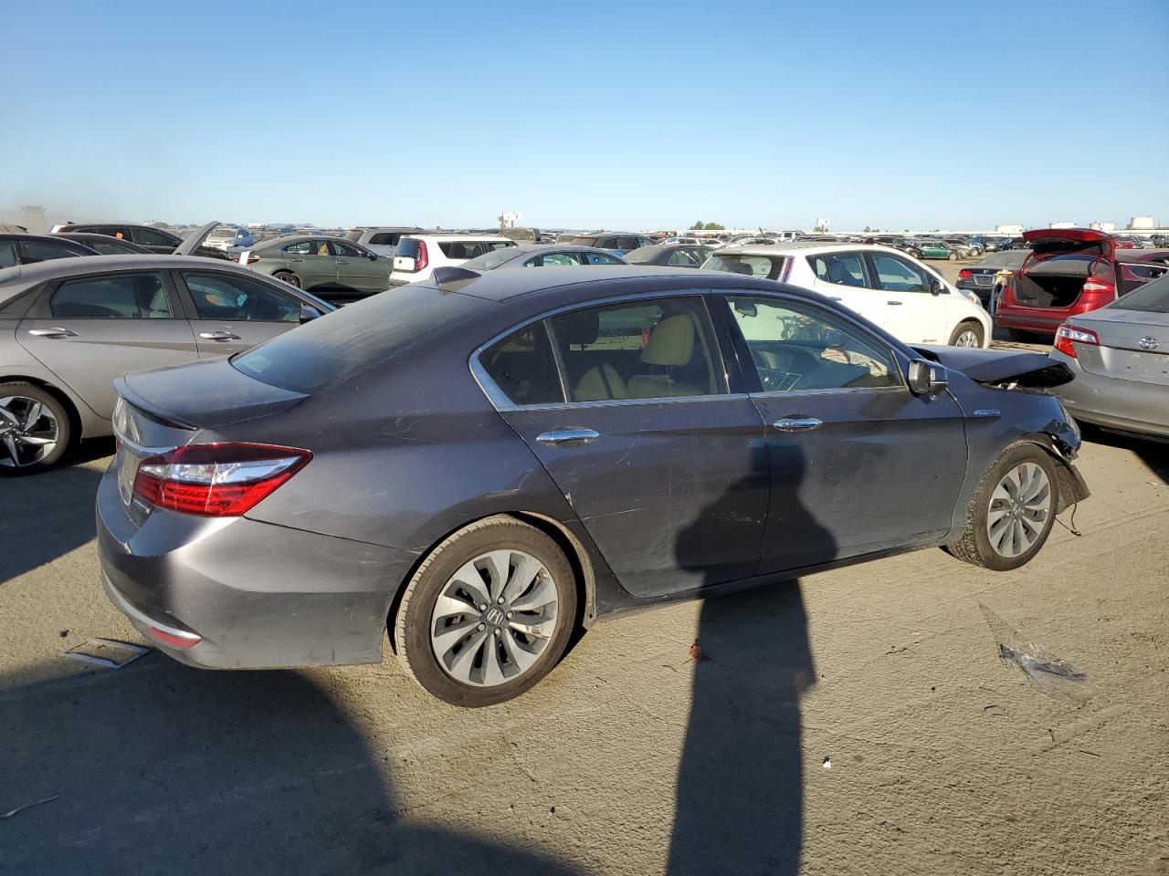 2017 Honda Accord VIN JHMCR6F31HC014828 Copart auction photo, front end damage thumbnail 3