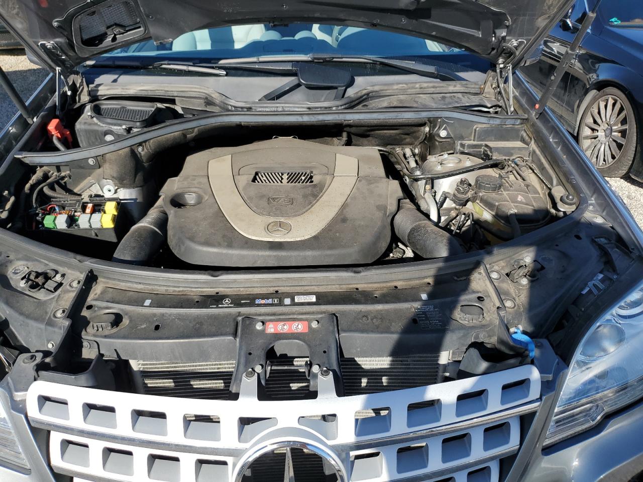 2011 Mercedes-Benz M-klasse VIN 4JGBB5GBXBA711379 Copart auction photo, water/flood damage thumbnail 12