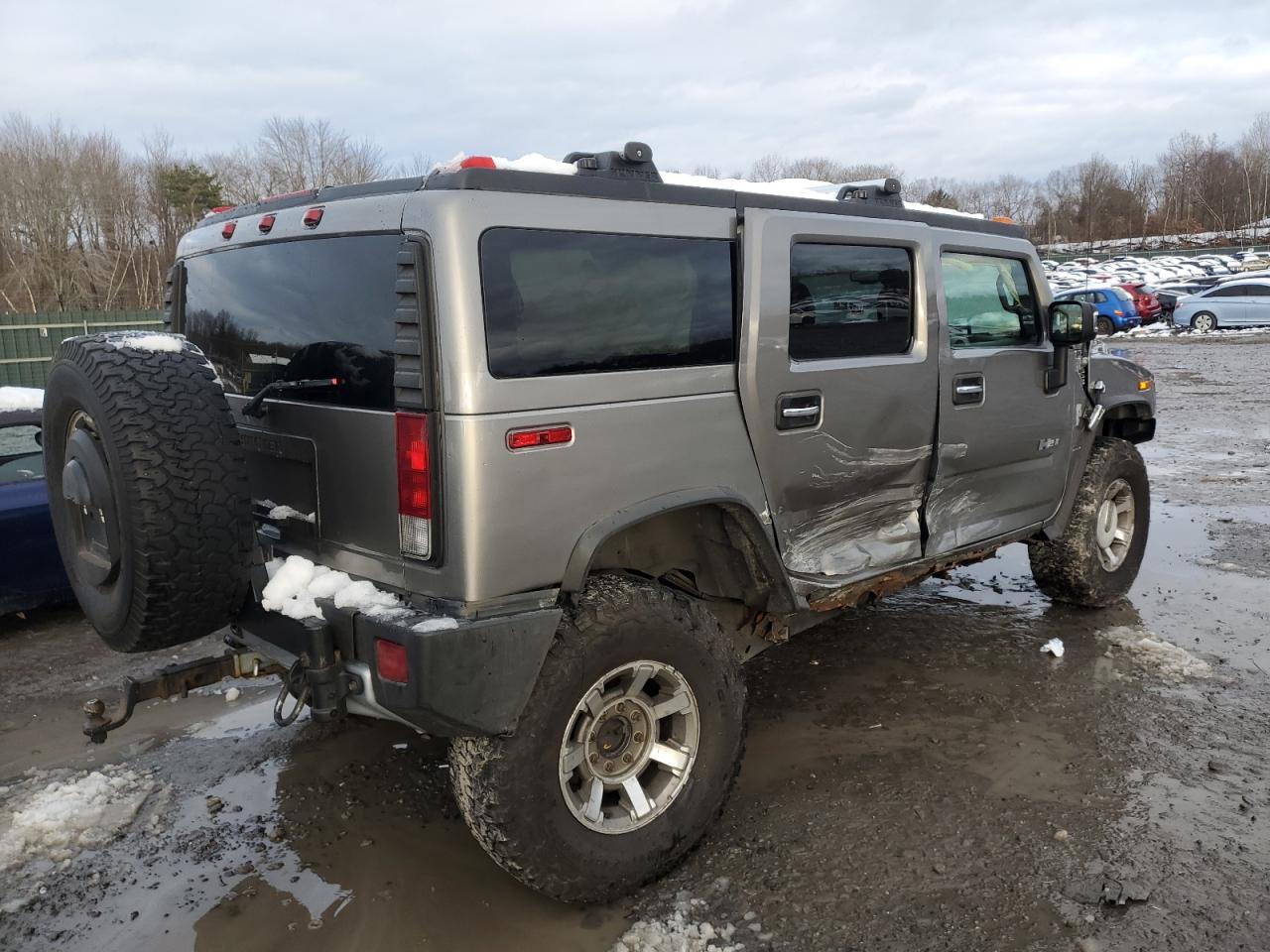 2008 Hummer H2 VIN 5GRGN23808H107414 Copart auction photo, side / rear end damage thumbnail 3