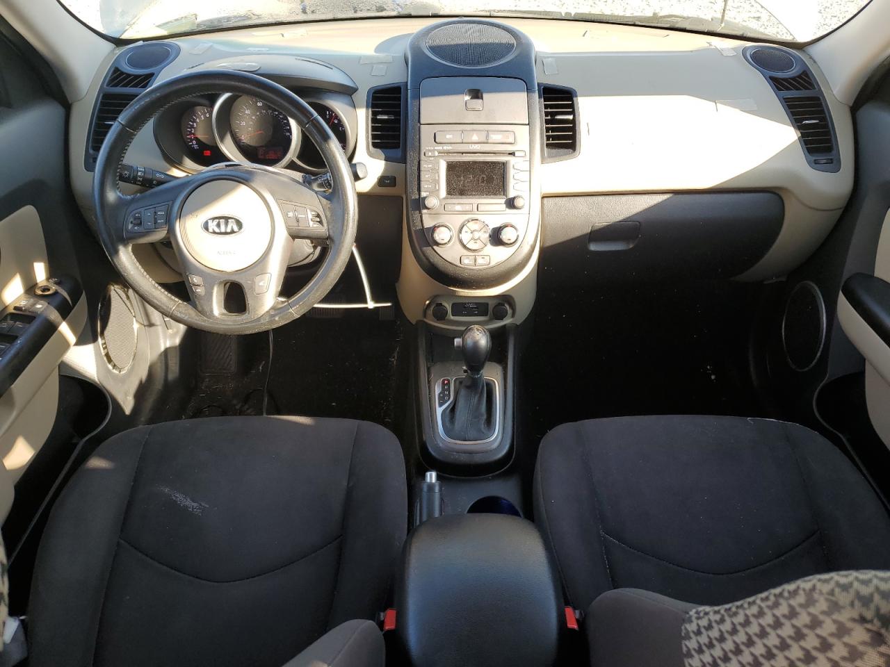 2013 KIA Soul VIN KNDJT2A65D7618308 Copart auction photo, front end damage thumbnail 8