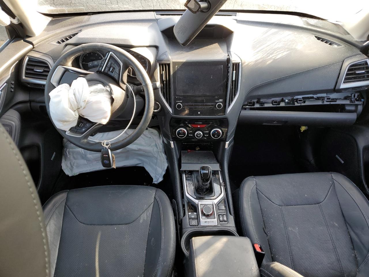 2019 Subaru Forester VIN JF2SKAWC4KH433014 Copart auction photo, front end damage thumbnail 8